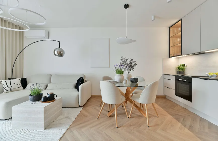 Tailored Sitting & Living Room Settings
